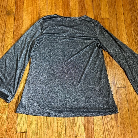 89th + Madison Silver  Long Flare Sleeve Blouse  Size Large - Picture 8 of 8
